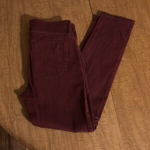 APT. 9 burgundy jeans. Size 12. Straight leg